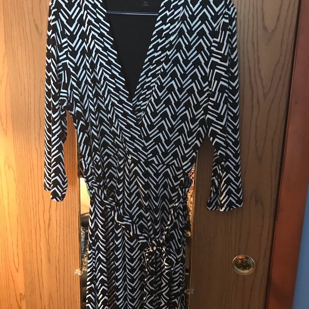 Liz Claiborne Dress